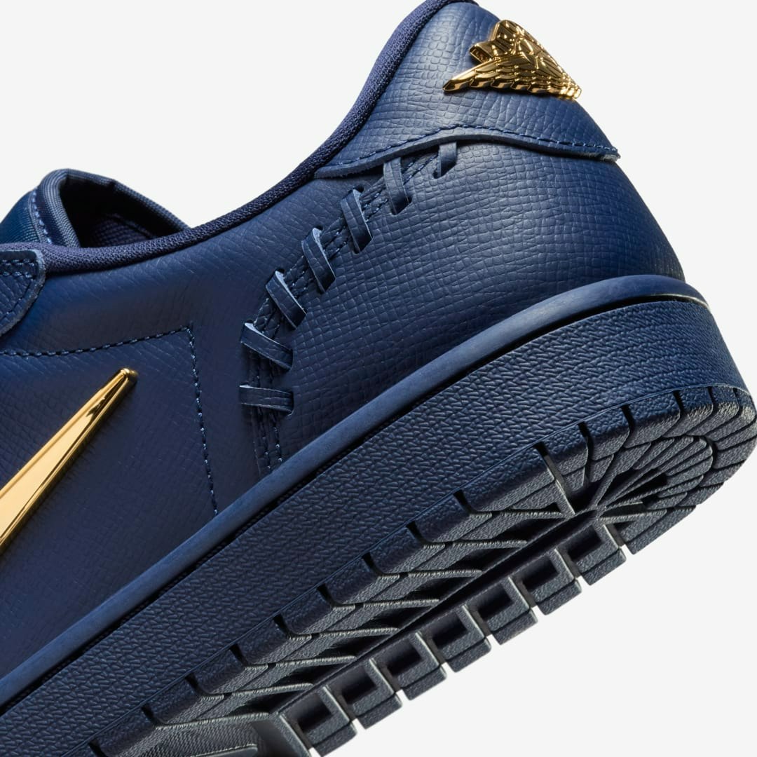 Air Jordan 1 Low "Method of Make" (Midnight Navy)