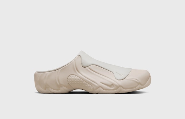 Nike Clogposite "Light Orewood Brown"