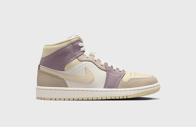 Air Jordan 1 Mid "Team Gold/Taupe"