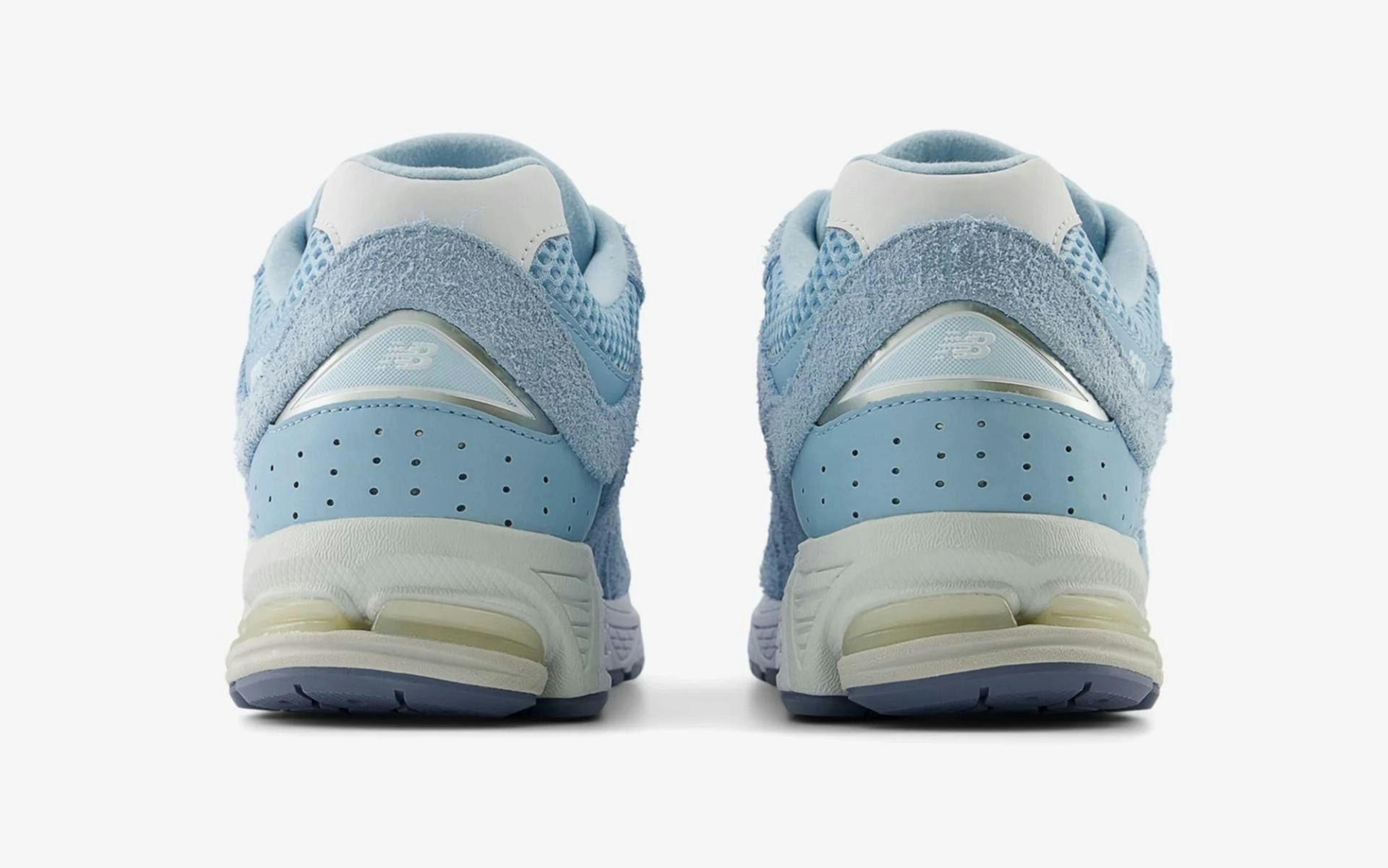 New Balance 2002R "University Blue"