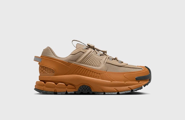 Nike Zoom Vomero 5 Roam "Flax"