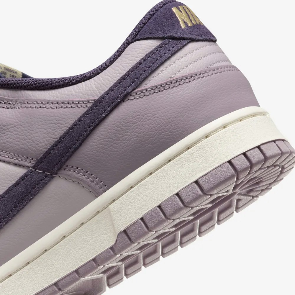 Nike Dunk Low "Light Violet Ore"