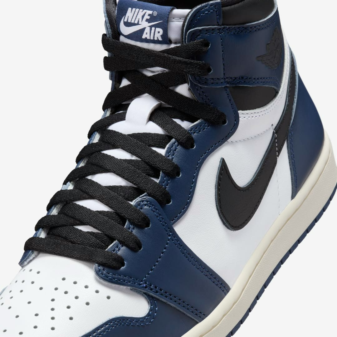 Air Jordan 1 High OG "Midnight Navy"