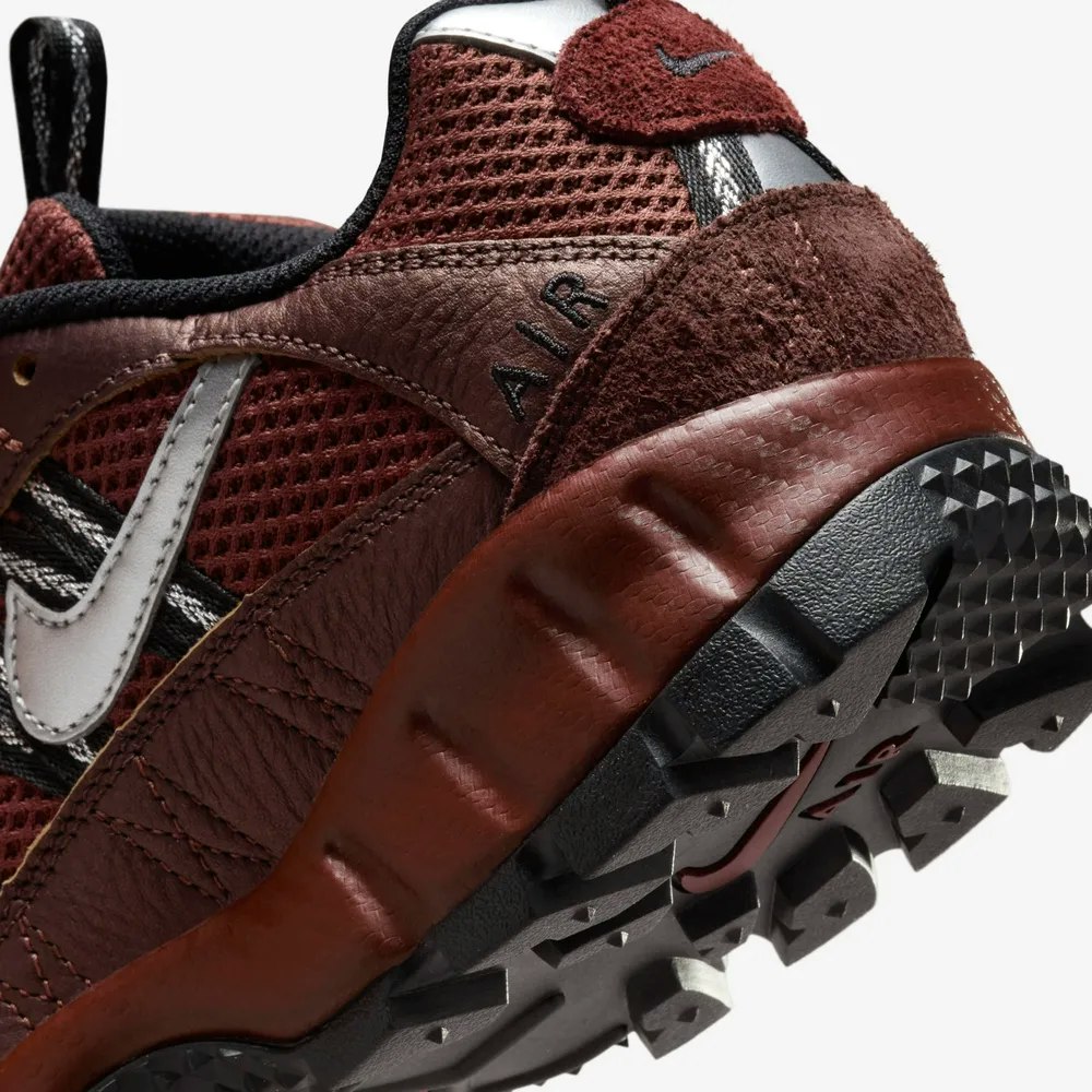 Nike Air Humara "Burgundy"