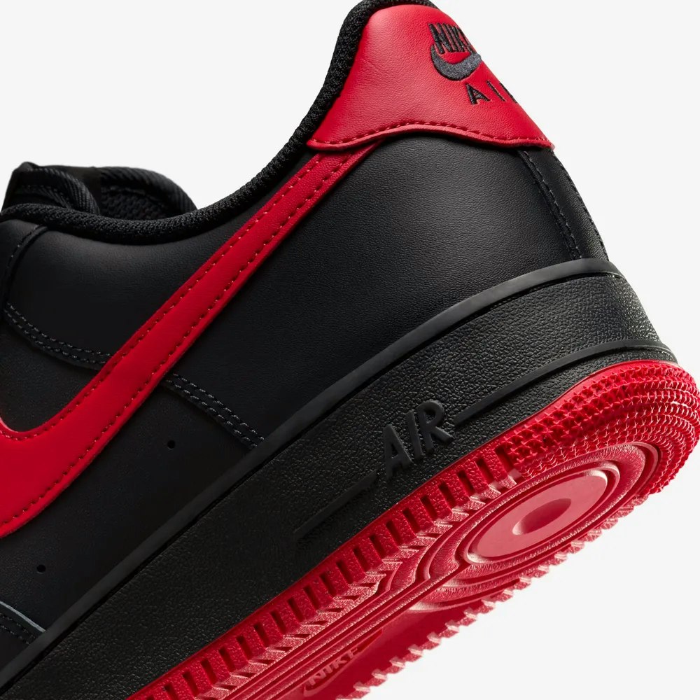 Nike Air Force 1 Low "Bred"