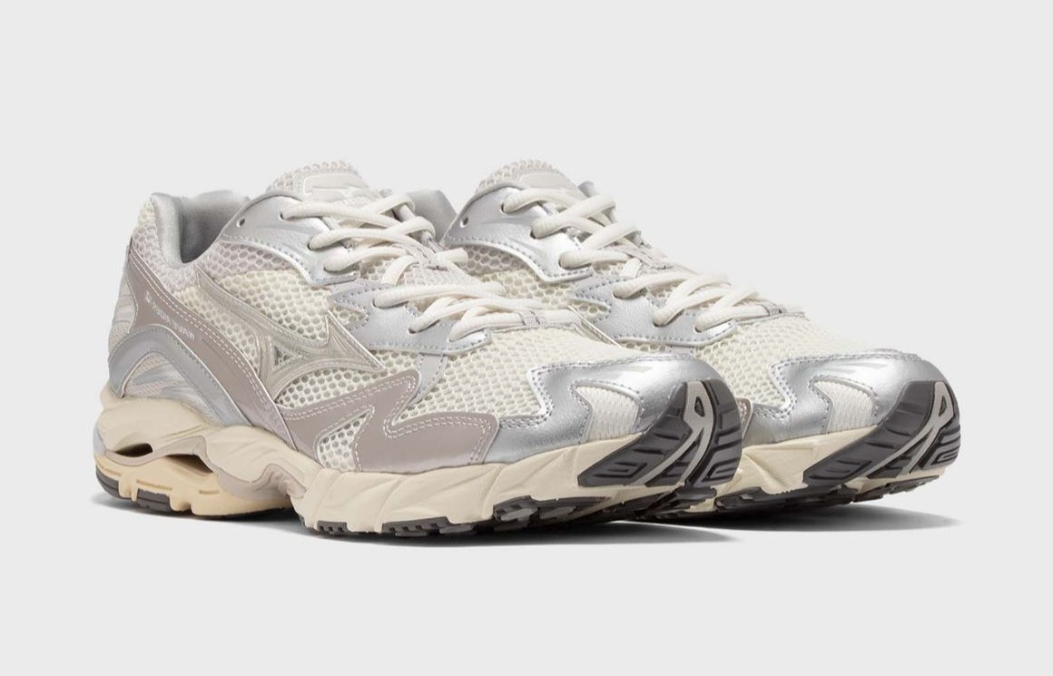 Mizuno Wave Rider 10 "Sporty Pack" (Silver)