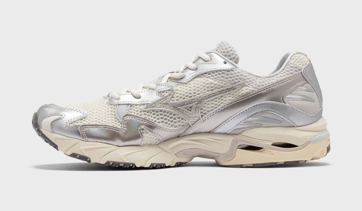 Mizuno Wave Rider 10 "Sporty Pack" (Silver)