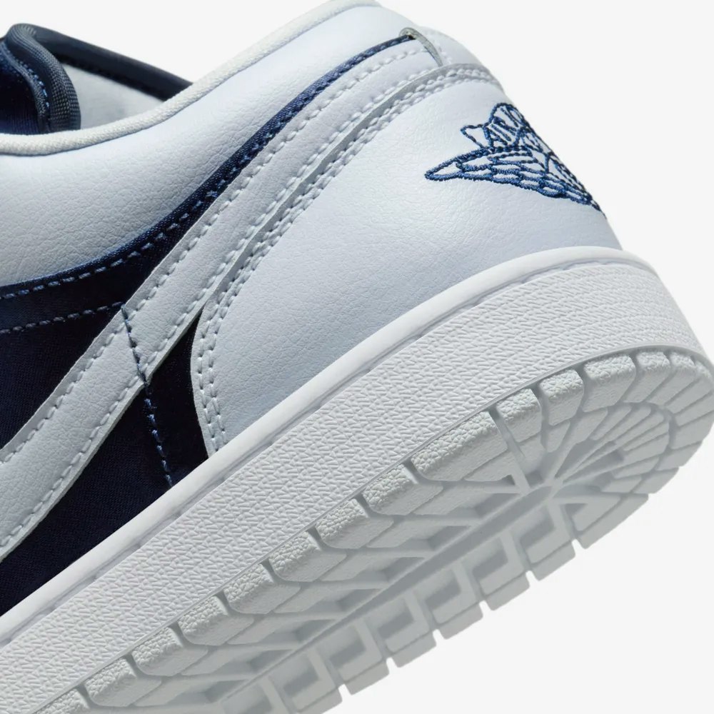 Air Jordan 1 Low "Football Grey"