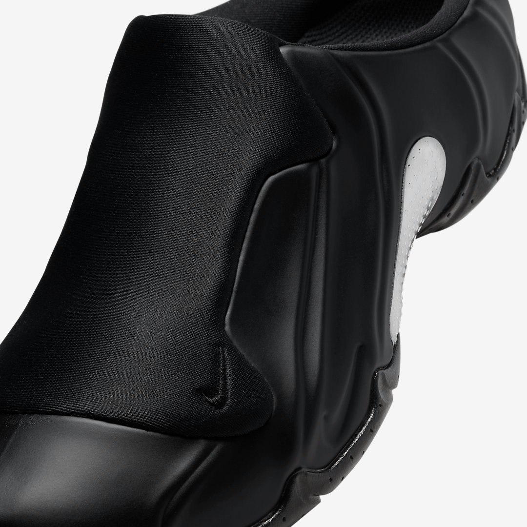 Nike Clogposite "Triple Black" 