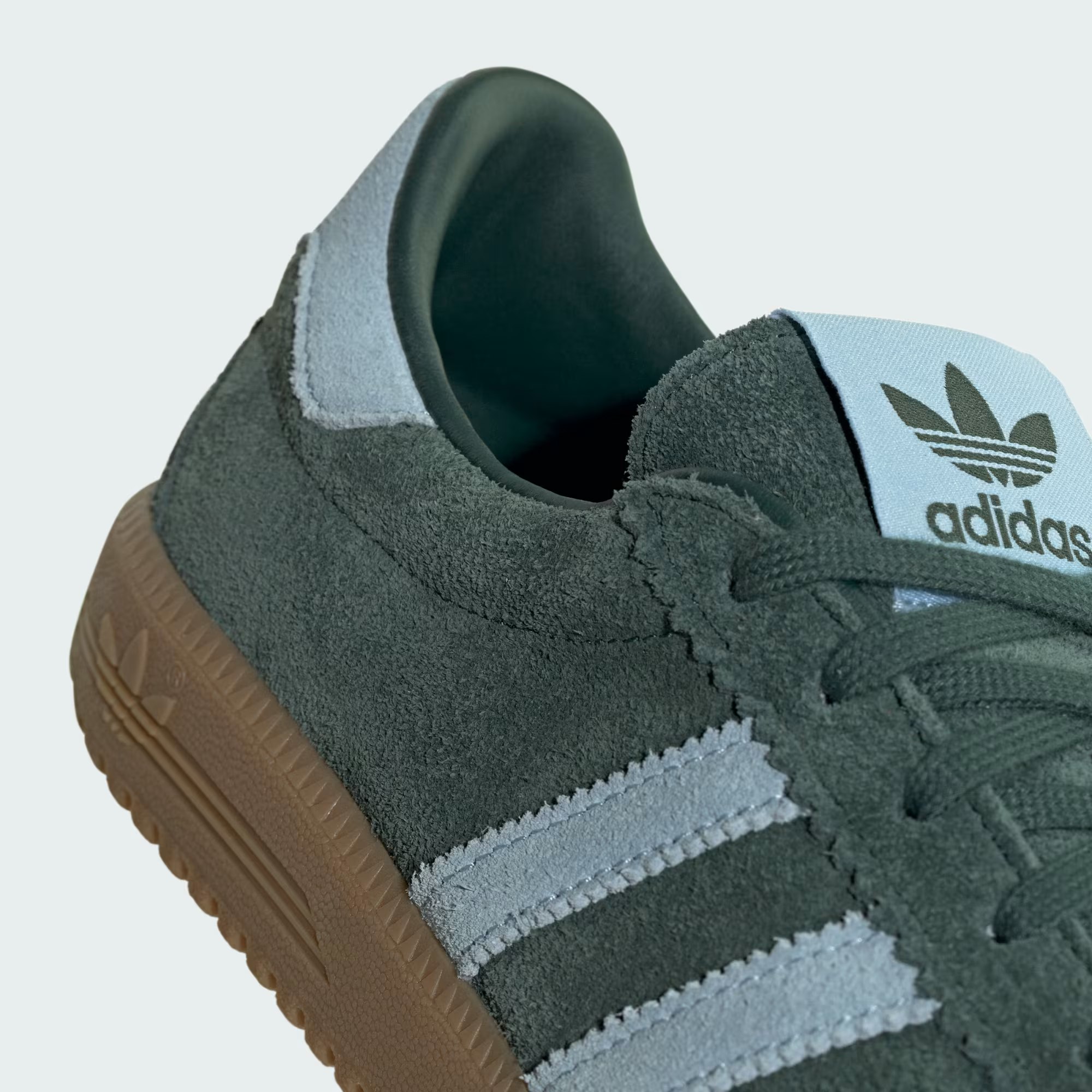 adidas Bermuda "Mineral Green"