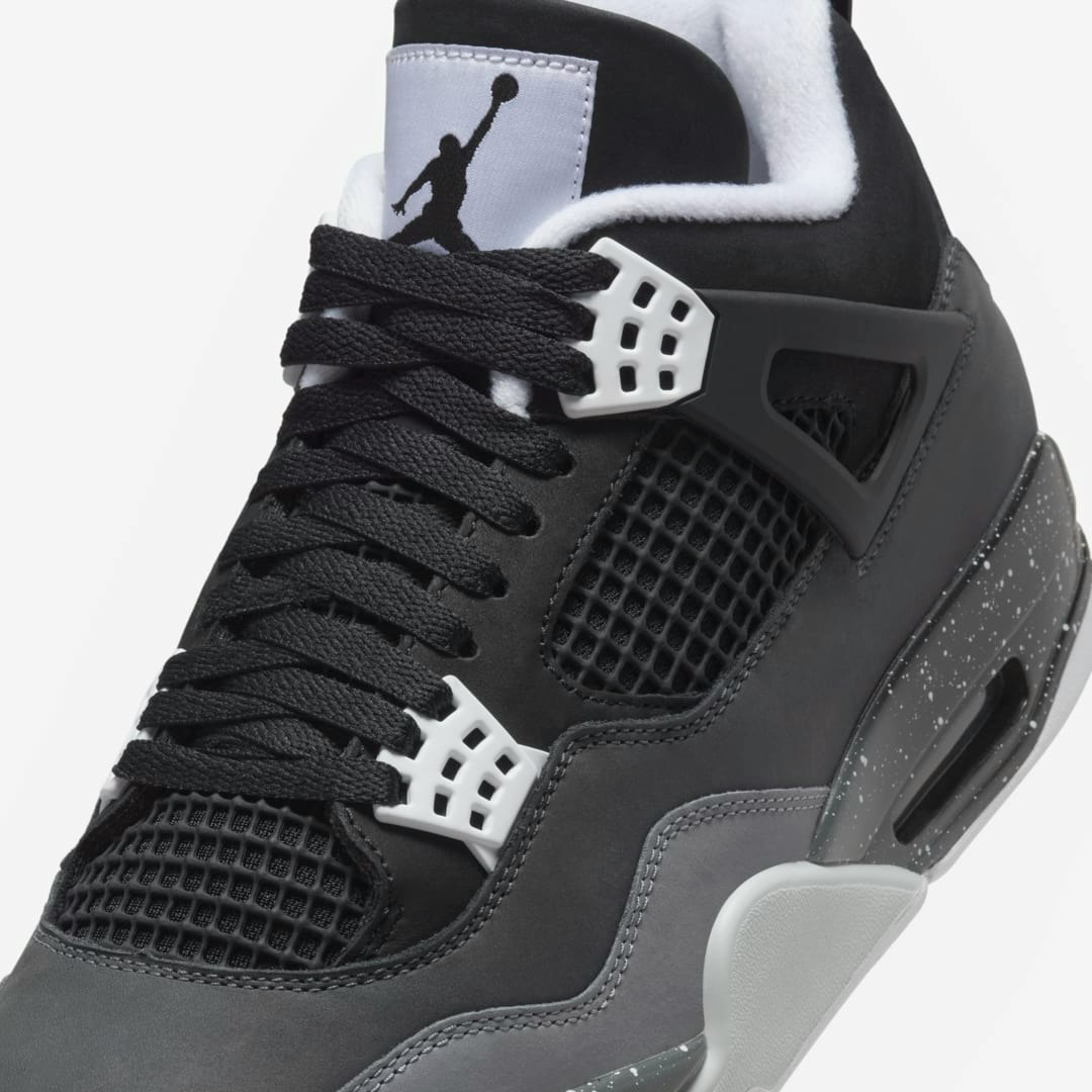 Air Jordan 4 Retro "Fear"