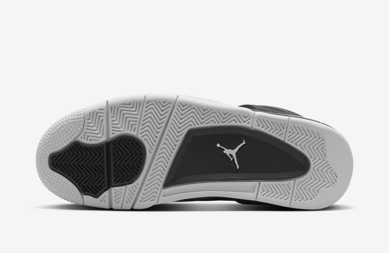 Air Jordan 4 Retro "Fear"