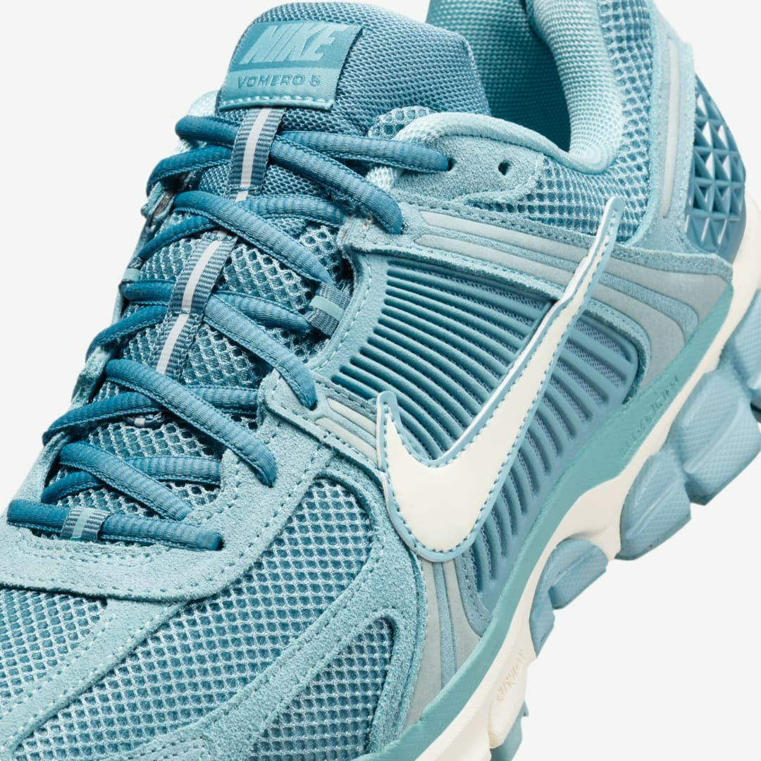 Nike Zoom Vomero 5 "Denim Turquoise"