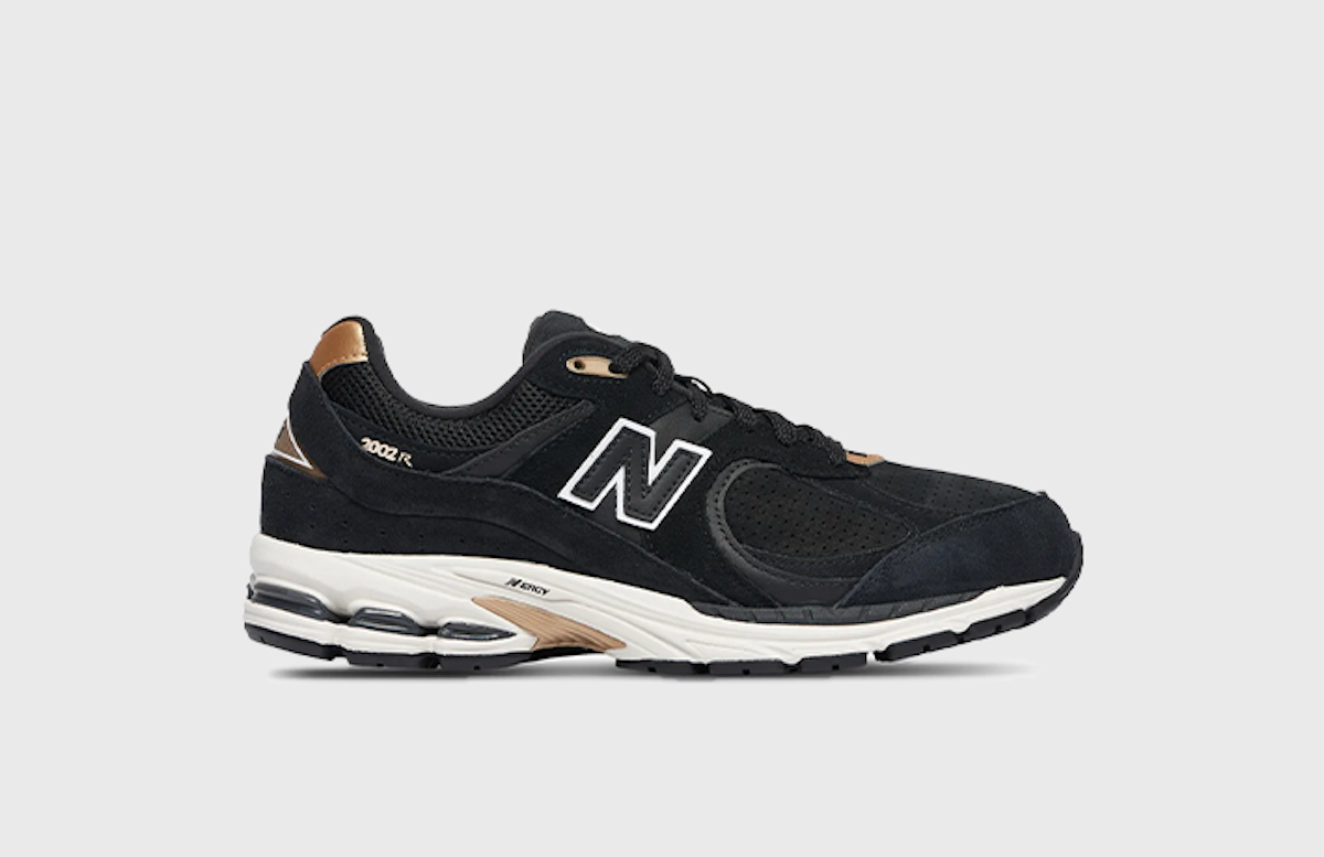 Foot Locker x New Balance 2002R 