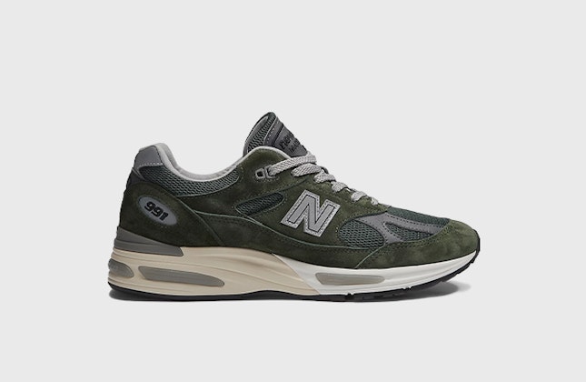 New Balance 991v2 "Made in UK" (Kombu Green) New Balance 991v2 "Made in UK" (Kombu Green)