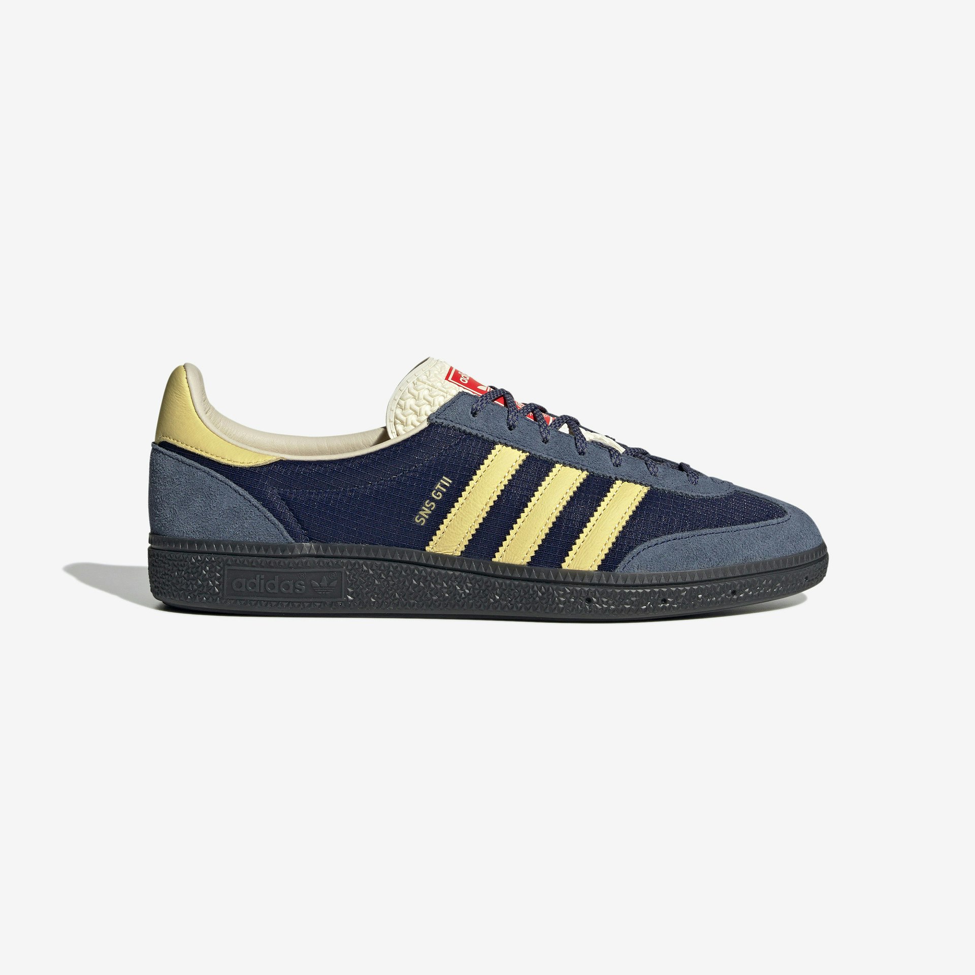 Adidas sns store