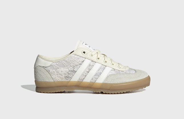 Naked x adidas Tischtennis "Crystal White"