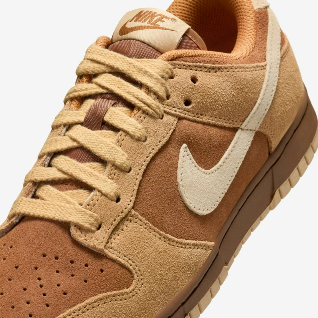 Nike Dunk Low "Reverse Maple"