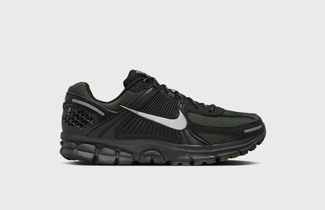 Nike Zoom Vomero 5 "Black Sequoia"