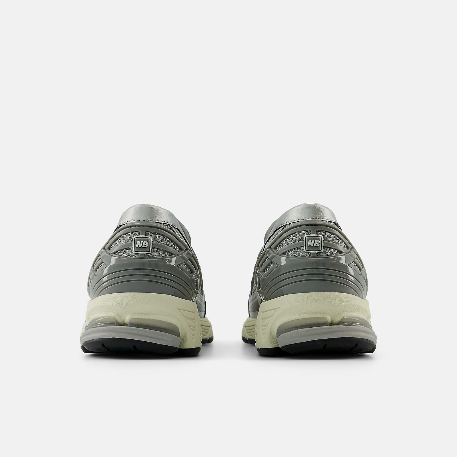 New Balance 1906L "Silver"