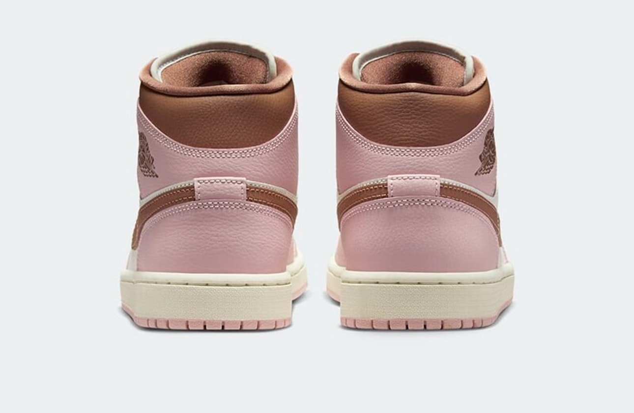 Air Jordan 1 Mid "Pink Oxford"