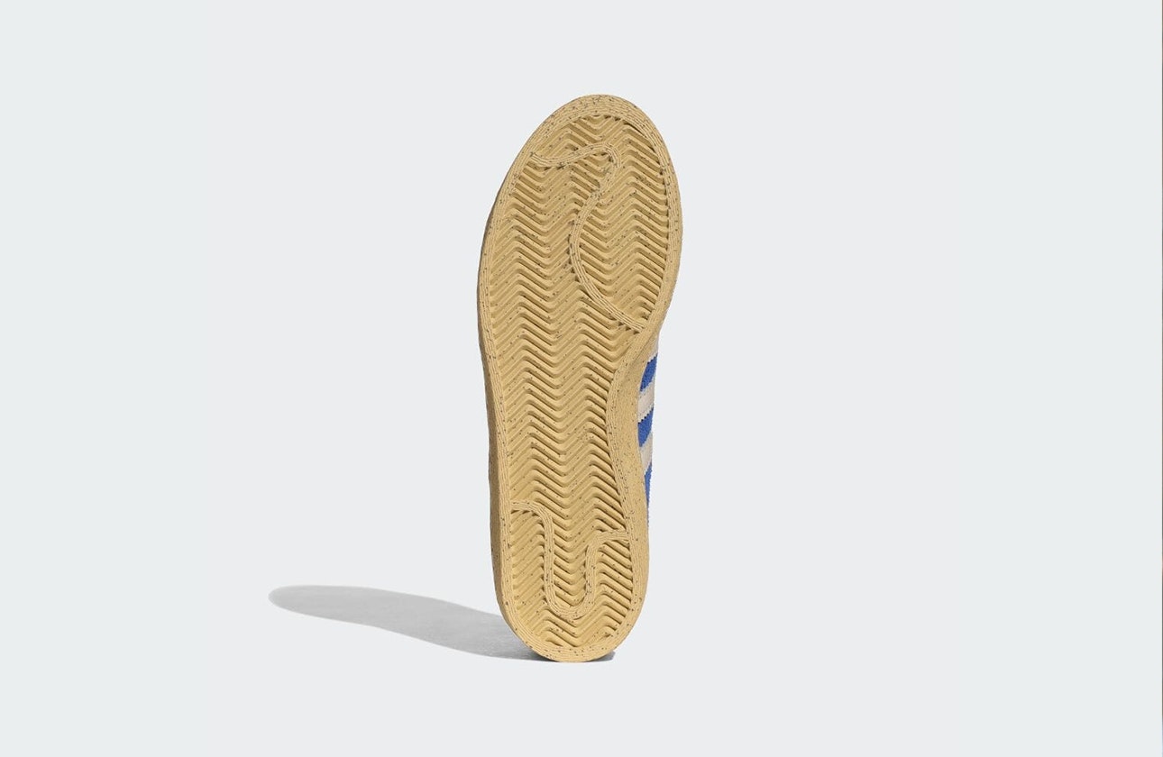atmos x adidas Jabbar Low "Trace Blue"