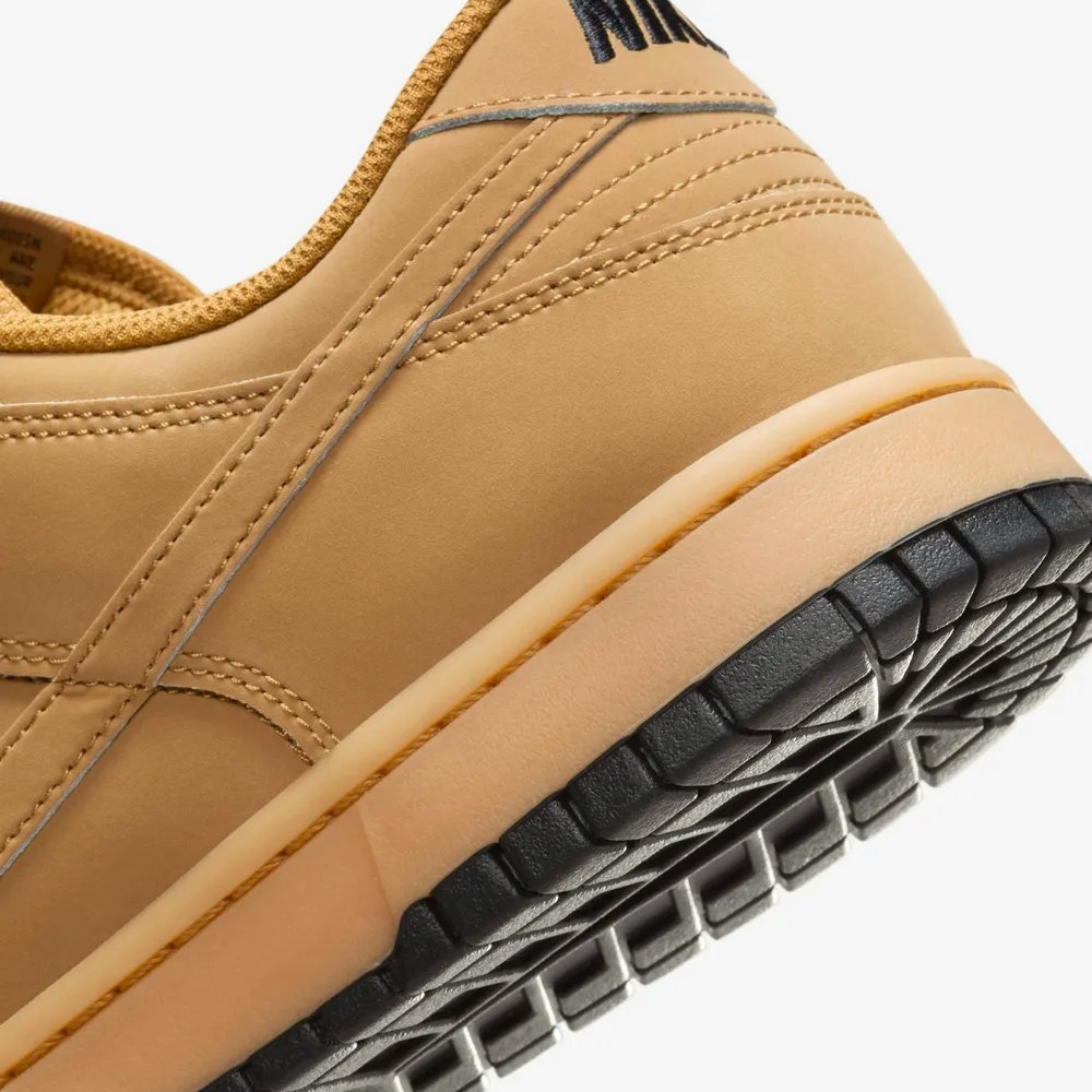Nike Dunk Low Retro SE "Wheat Gum"