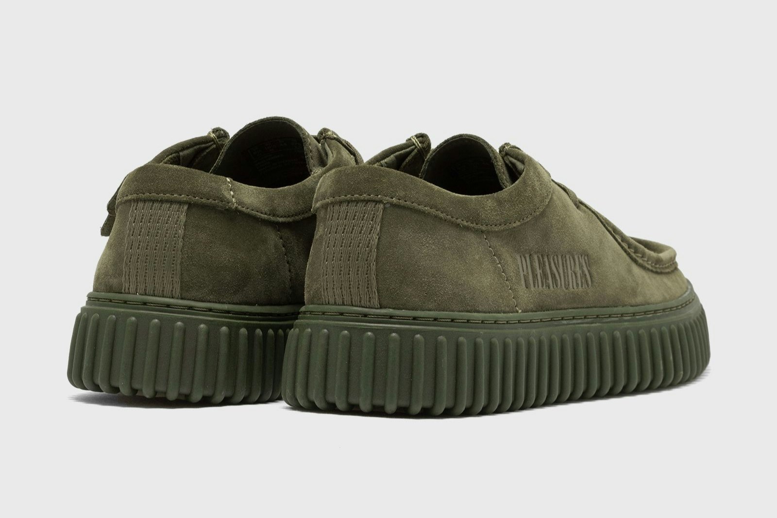 Martine Rose x Pleasures x Clarks Originals Torhill DRGNLO "Olive Suede"