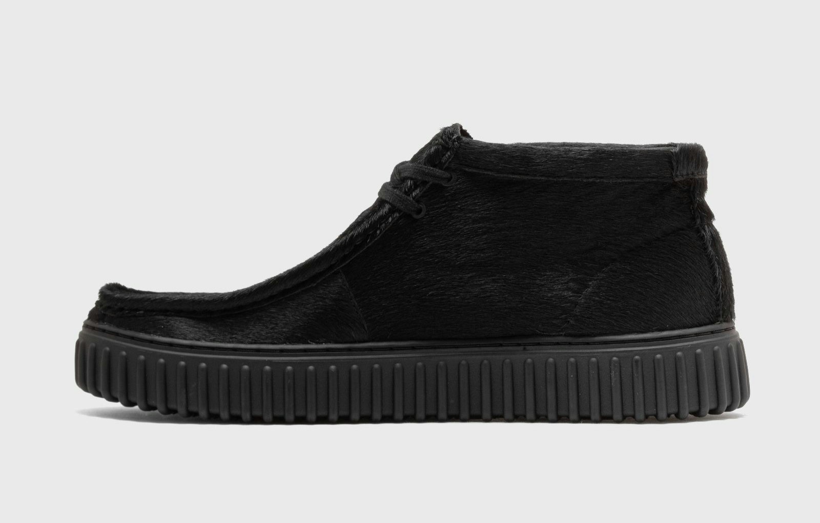 Martine Rose x Pleasures x Clarks Originals Cur Torhill Hi "Black Int Lea"