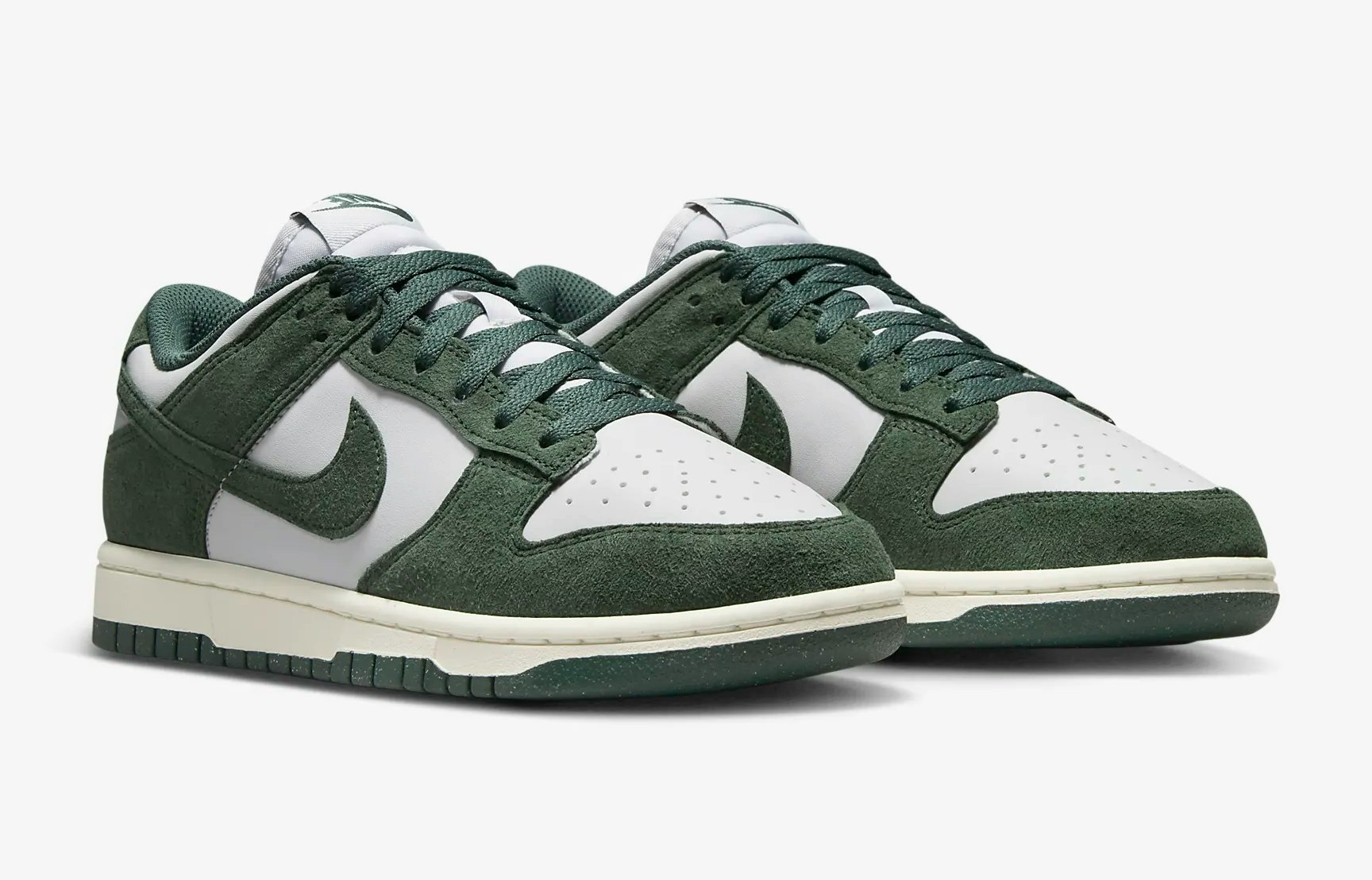 Nike Dunk Low "Next Nature" (Vintage Green)