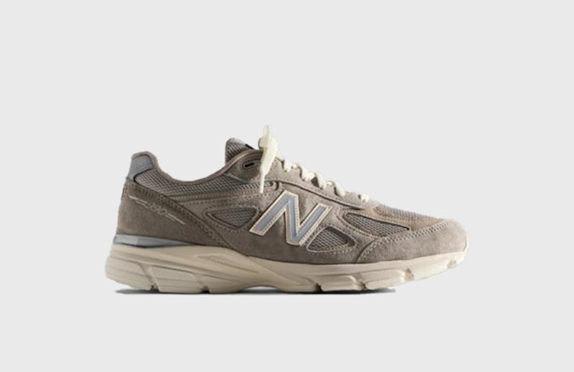 Kith x New Balance 990v4 "Moonrock"