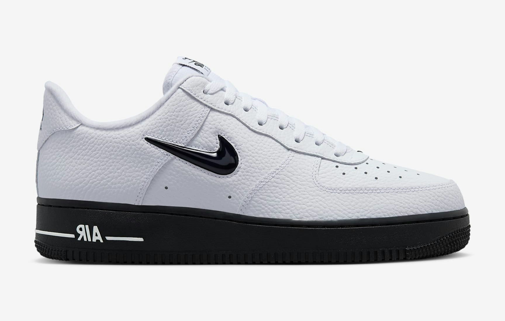 Nike Air Force 1 Low Jewel "Leather White"