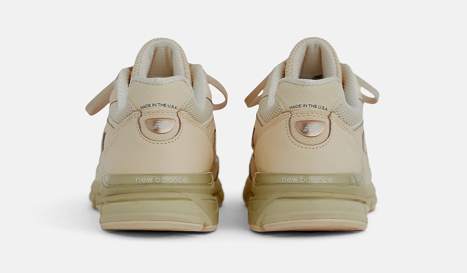New Balance 990v4 "Made in USA" (Macadamia Nut)