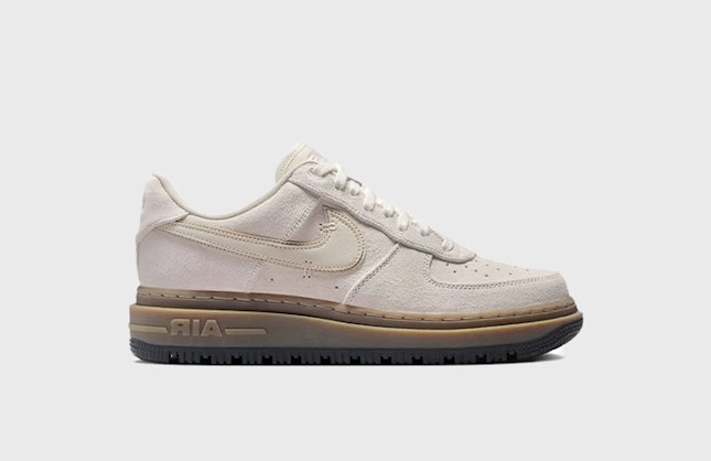 Nike Air Force 1 LX "Gum Dark Brown"