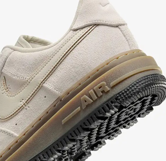Nike Air Force 1 LX "Gum Dark Brown"