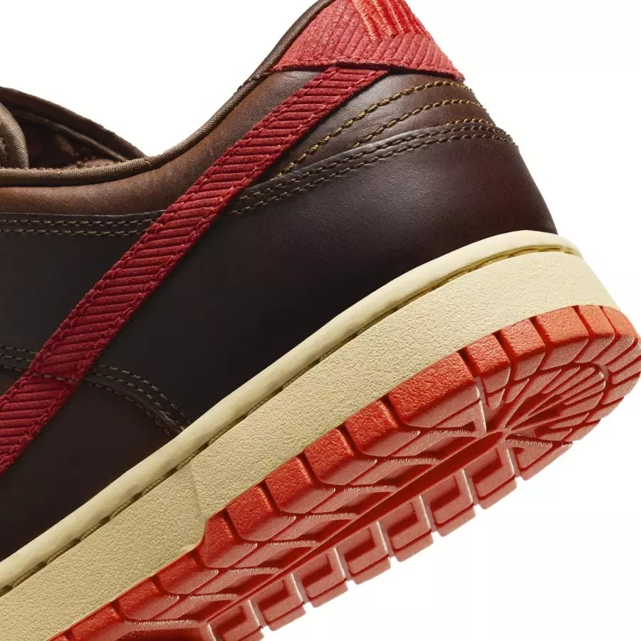 Nike Dunk Low "Light British Brown"