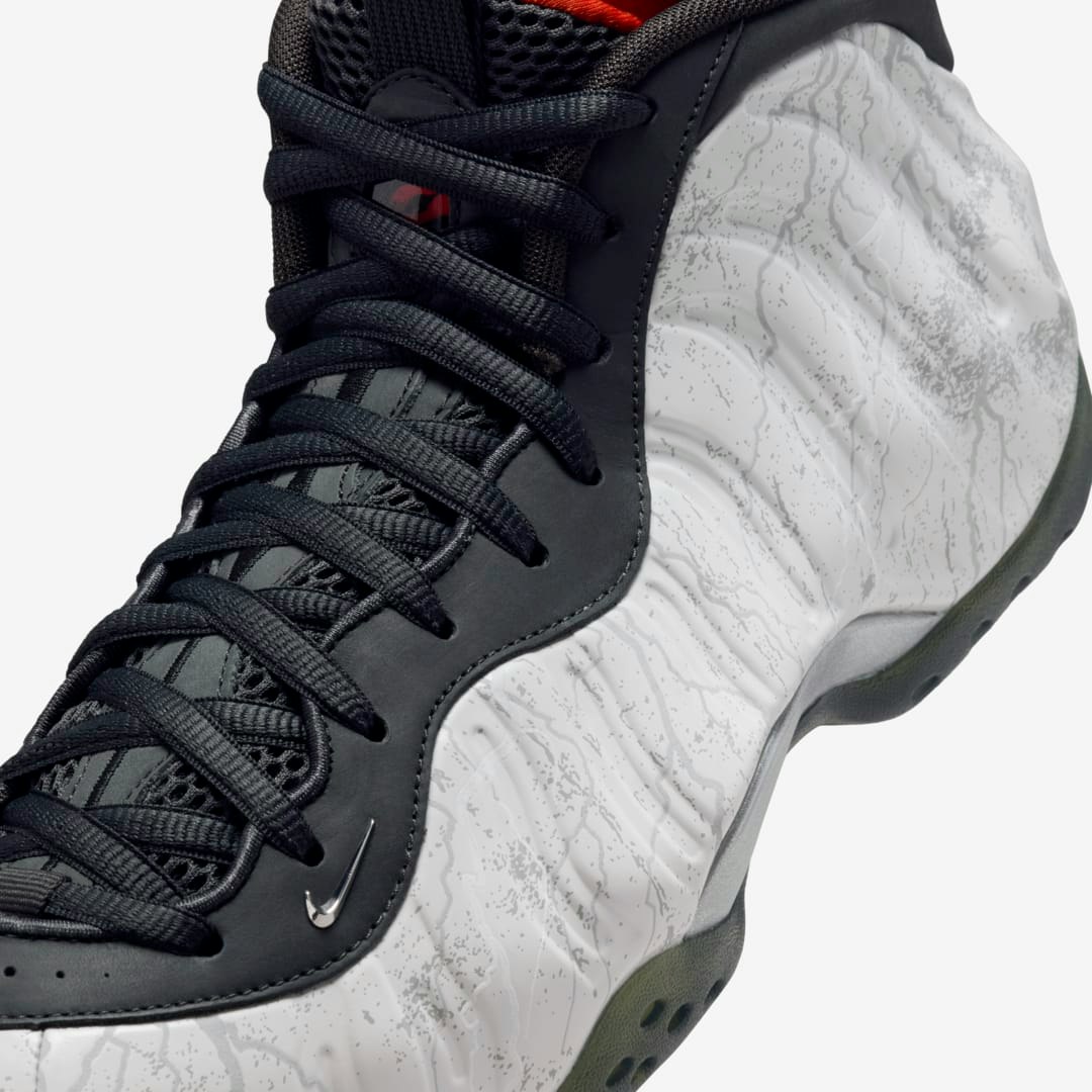 Tekken 8 x Nike Air Foamposite One "Jin Kazama"
