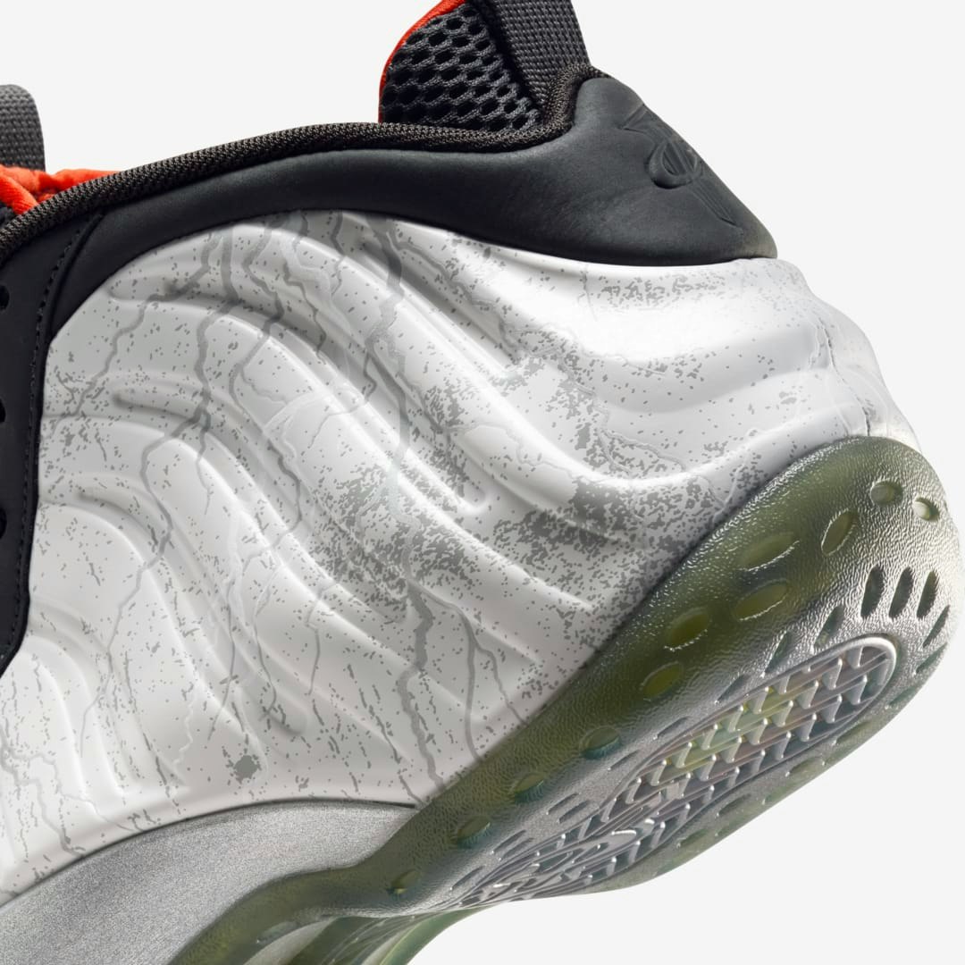 Tekken 8 x Nike Air Foamposite One "Jin Kazama"