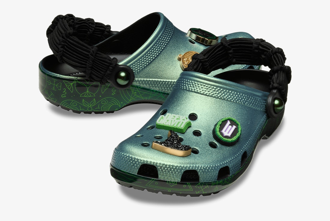 The Wizard of Oz x Crocs Classic Clog "Elphaba"