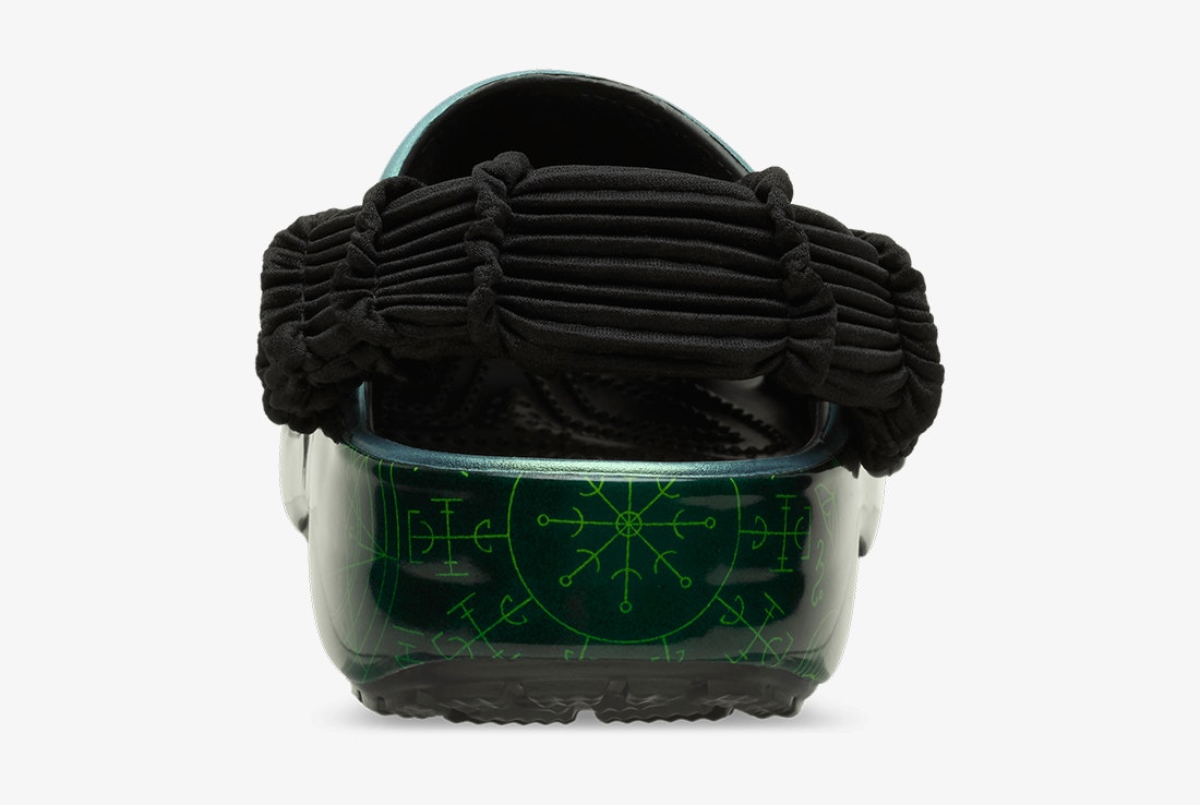 The Wizard of Oz x Crocs Classic Clog "Elphaba"