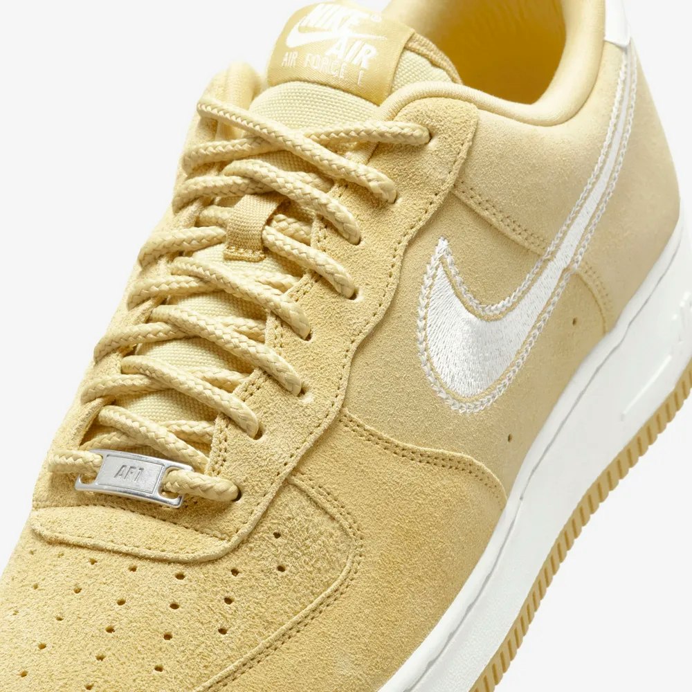 Nike Air Force 1 Low "Buff Gold"