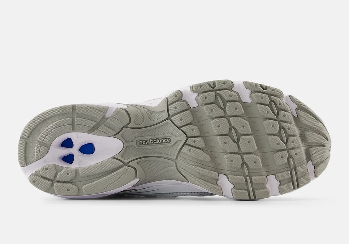 New Balance 740 "White Silver"