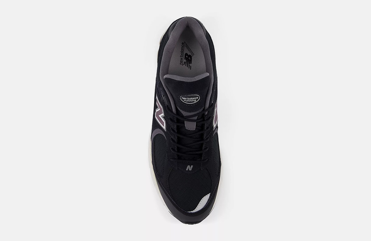 New Balance 2002R Gore-Tex "Inkwell"