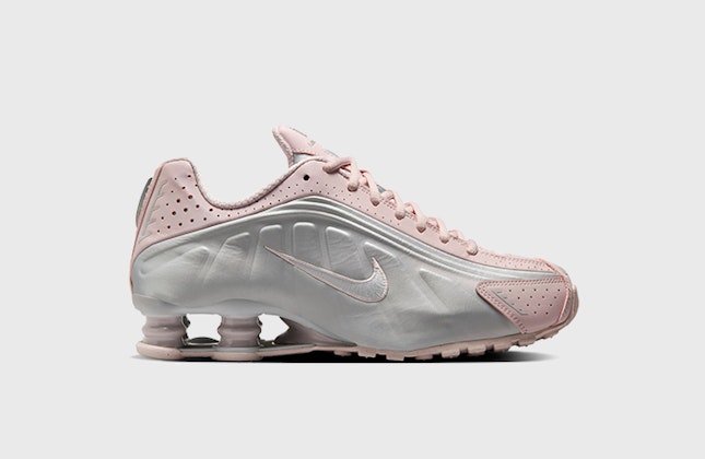 Nike Shox R4 "Barely Rose" Nike Shox R4 "Barely Rose"