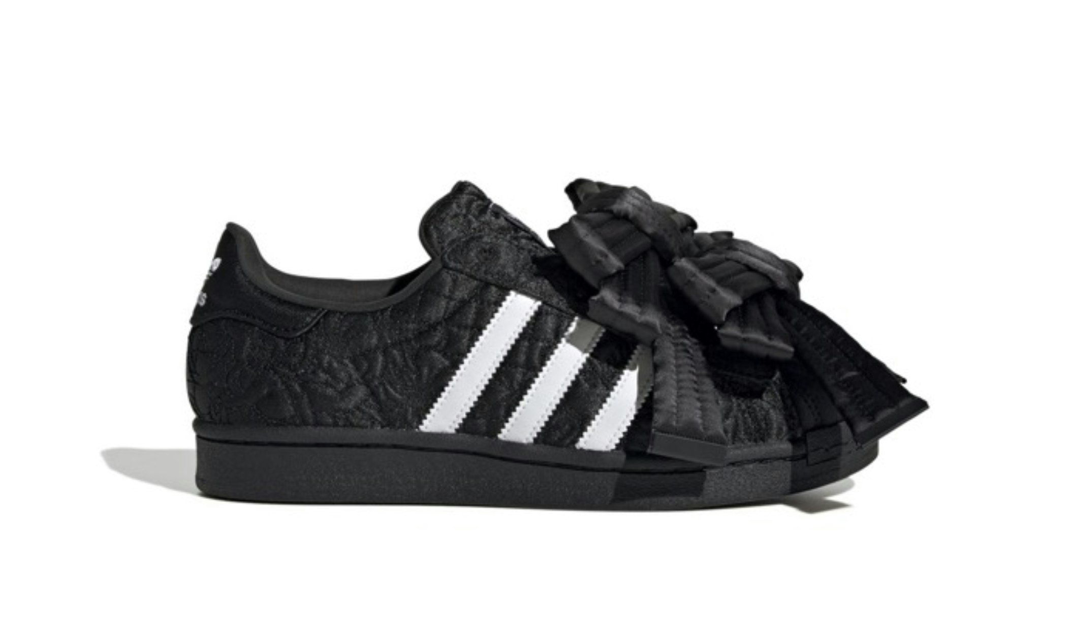 Caroline Hú x adidas Superstar "Core Black"