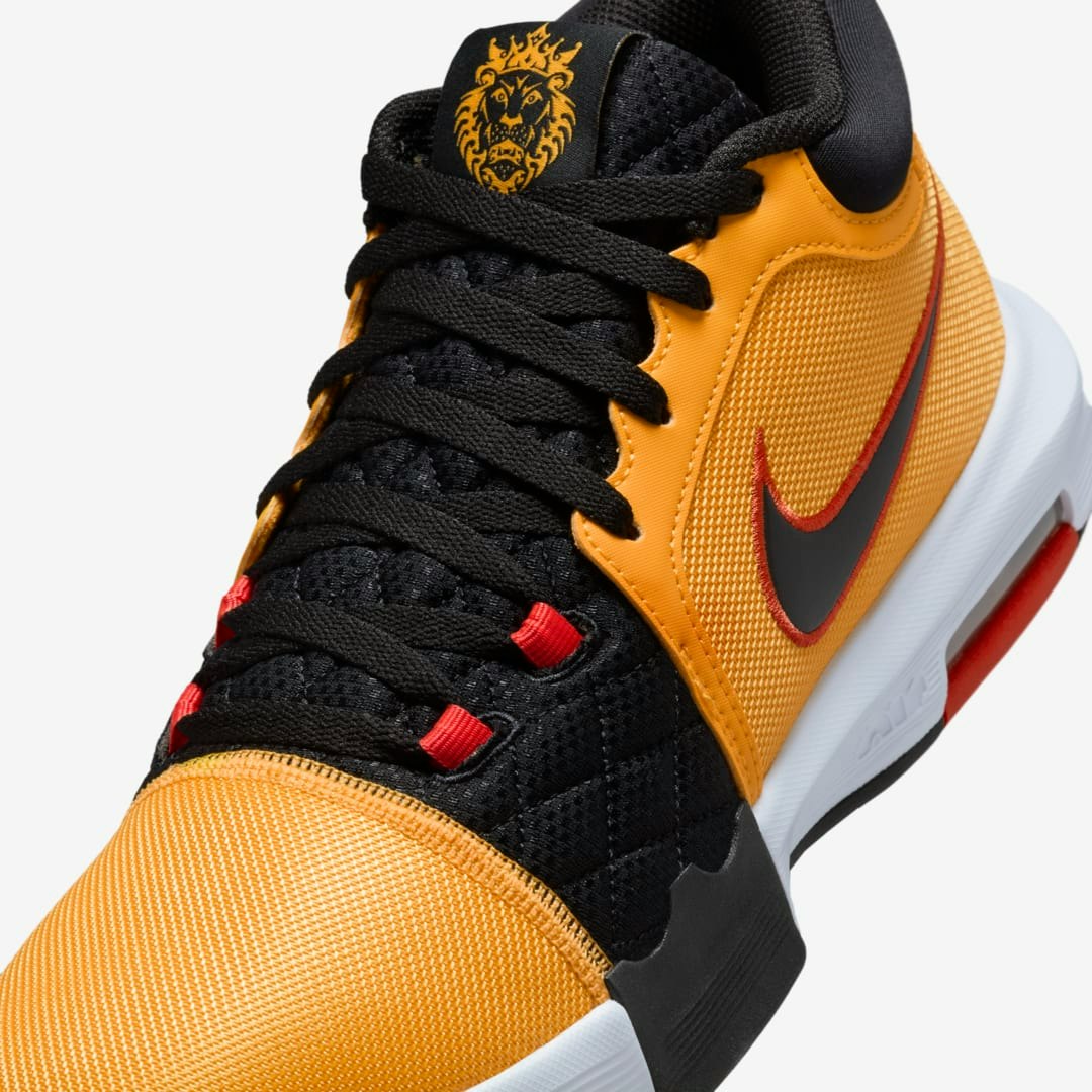 Nike LeBron Witness 8 "Bruce Lee"
