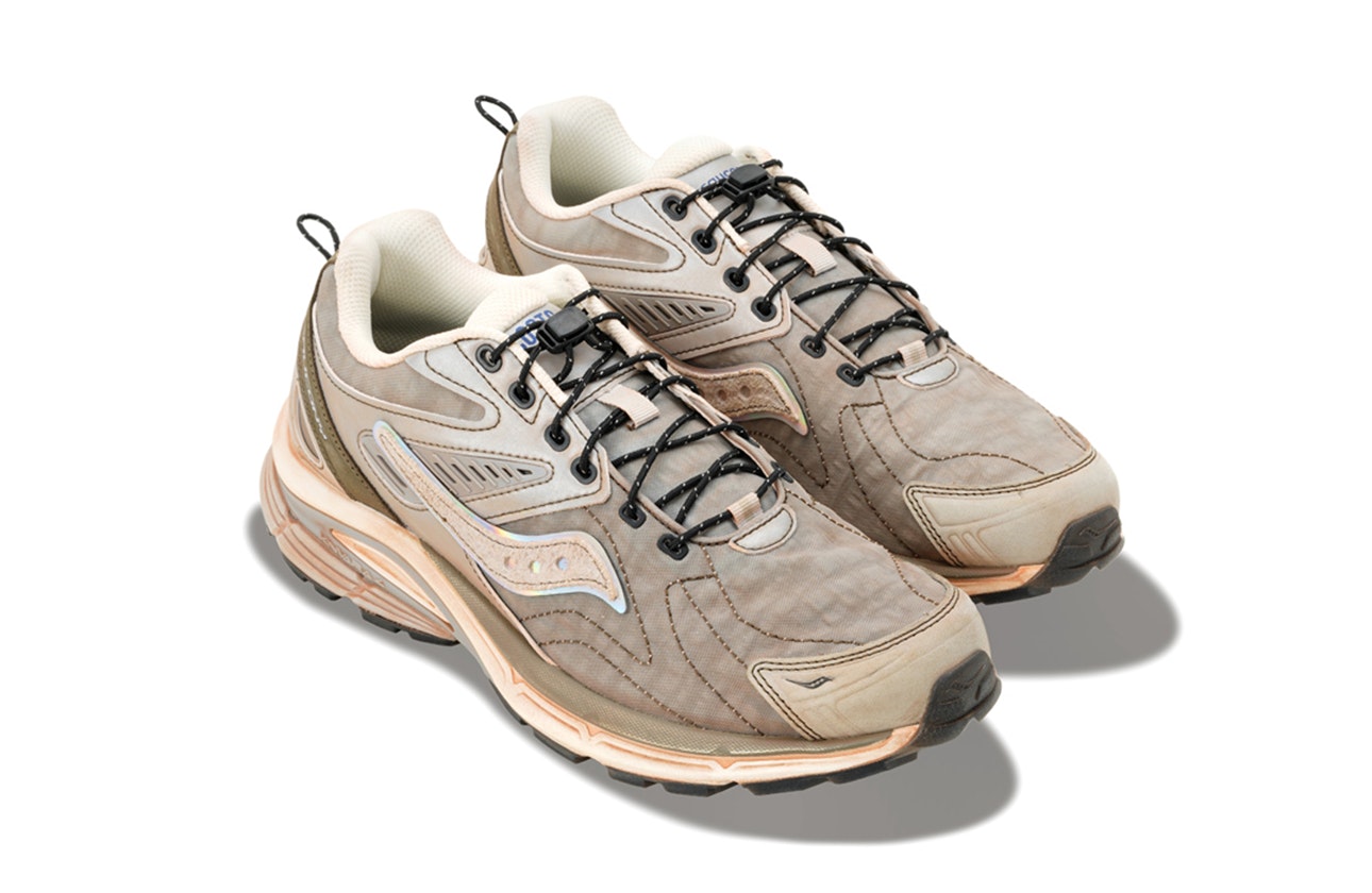 COSTS x Saucony Kinvara 4 RE "Taupe Grey"