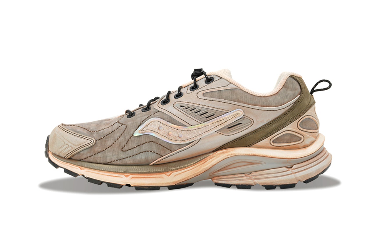 COSTS x Saucony Kinvara 4 RE "Taupe Grey"