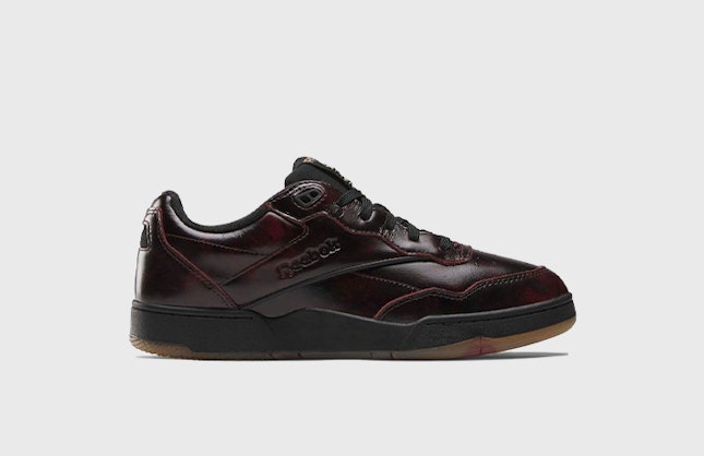 Universal Monsters x Reebok BB 4000 II "Dracula"
