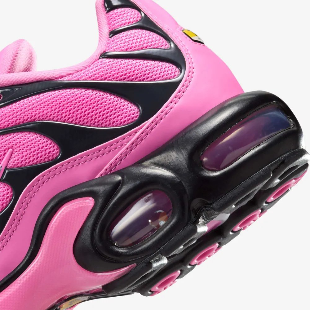 hot pink air max plus